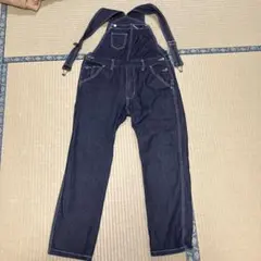 Item thumbnail for item 418c63ec-2d2b-41ad-bdbf-fa0c3d106eea