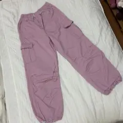 ピンク カーゴパンツ 裾ドローコード