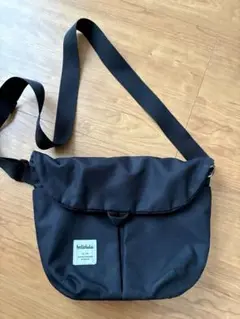 hellolulu ショルダーバッグ ブラック