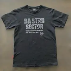 ILL'Sイルズ　ブラックTシャツ