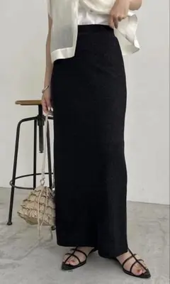 CAPRICIEUX LE’MAGE ブラックタイトスカート スリット入り