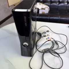 xbox360 ブラック　本体、コントローラーのみ
