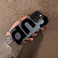 【iPhone15】ケース　黒×シルバー　Apple