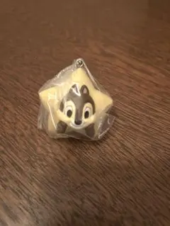 ディズニー ガチャガチャ チップ