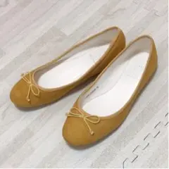 パンプス　イエロー