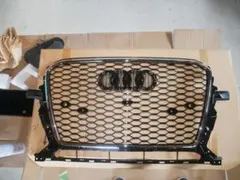 Audi Q5（8R）RS風バンパー X-UK Xenonz【引き取り限定】