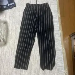 GU ジーユー ワイドパンツ 紺白ストライプ