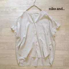 niko and... ニコアンド リネン混ストライプ スキッパーブラウス M