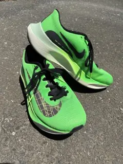新品　未使用　NIKE エアズームフライ 26㎝