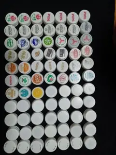 ペットボトルキャップ　白色（色々）７７個　⑨