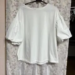 ホワイト バルーン袖 トップス