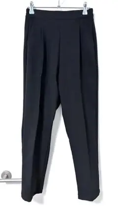 【clear】クリア　ブラック テーパードパンツ　ポケット付　センタープレス　M