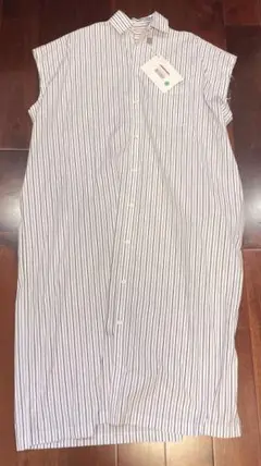 【期間限定価格!】BALENCIAGA 袖なしブラウス XXS F32 新品