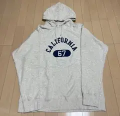champion Californiaロゴ　スエットパーカー