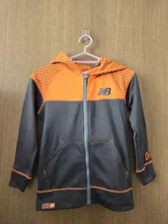 New Balance フード付きパーカー グレー/オレンジ