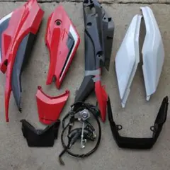 グロム125 カウルセット