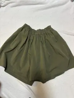 オリーブ色 キュロット ショートパンツ 140サイズ