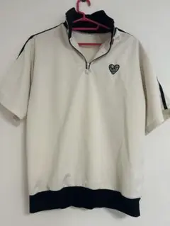 ハーフジップ　半袖　トップス クリーム色　ホワイト　Tシャツ