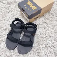 新品未使用　Teva キッズ ブラック サンダル　HURRICANE XLT2