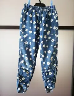 花柄デニムパンツ 140サイズ