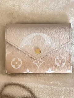 【美品】ルイヴィトン ポルトフォイユ ヴィクトリーヌ ブリューム 折財布