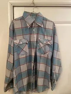 【Levi's】チェックシャツ長袖　M〜Lサイズ