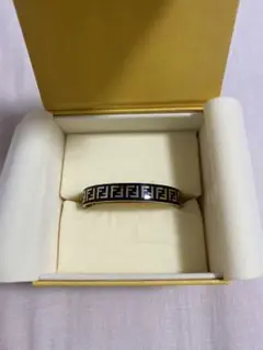 FENDI ブレスレット レディース Fロゴ 正規品