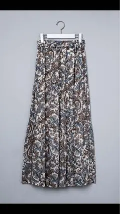 新品⭐︎ SACRA ペイズリーティアードロングスカート