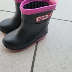 モズ　長靴