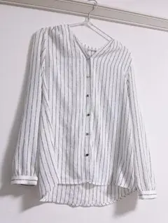 【EASY CARE】変形Vネック前開きブラウス