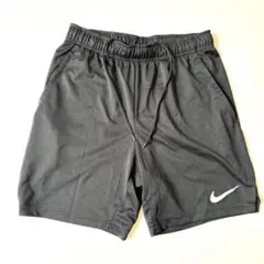 Nike DRI-FIT ブラックショートパンツ M