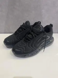 USED NIKE AIRMAX 720 TRIPLE BLACK