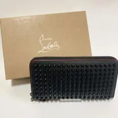 クリスチャンルブタン パネトーネ スタッズ レザー ラウンドファスナー