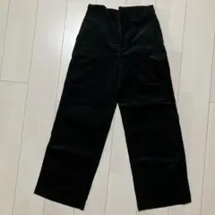 UNIQLO ダークグリーンコーデュロイパンツ