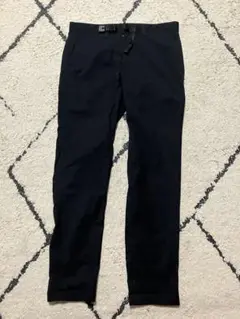 調整可能なベルト付き黒パンツ Sサイズ
