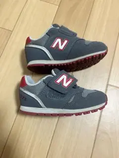 New Balance ベルト付きスニーカー 13cm