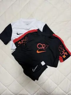 ナイキNIKE サッカー　シャツ　パンツ　セット