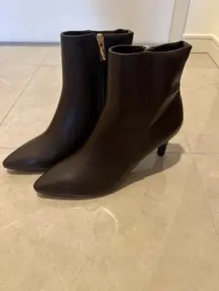 Item thumbnail for item 042ffc9b-50f6-4c54-a4aa-65eb8d8c9c9f