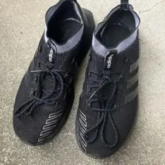 adidas cloudfoamランニングシューズ　スニーカー　28 アディダス