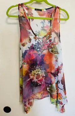 トップス ノースリーブ 柄