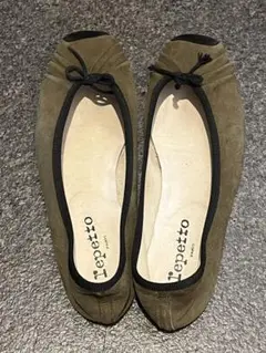 バレエシューズ
