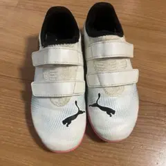 サッカーシューズ　18センチ