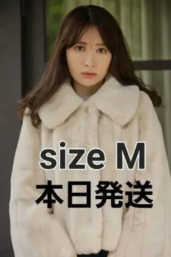 新品未使用 herlipto Winter Love Faux Fur Coat