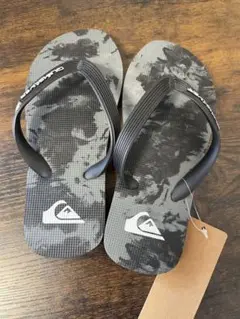 新品　Quiksilver クイックシルバー　ビーチサンダル　ブラック