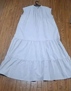 Hudson honey. ノースリーブロングワンピース　Lサイズ　ベージュ