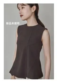 新品タグ付き✨L'Or ペプラム トップス　フリーサイズ　かじまり　楫真梨子