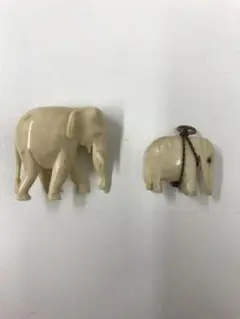 象の置物 ＆ 象のペンダント・チャームトップ