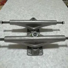 landyachtz ランドヤッツPOLAR BEAR 180