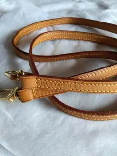 LOUIS VUITTON ルイヴィトン レザーショルダーストラップ