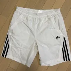 adidas ホワイト ハーフパンツ M